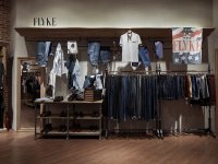 服裝專賣店室內(nèi)裝修裝飾設計效果-1116-03